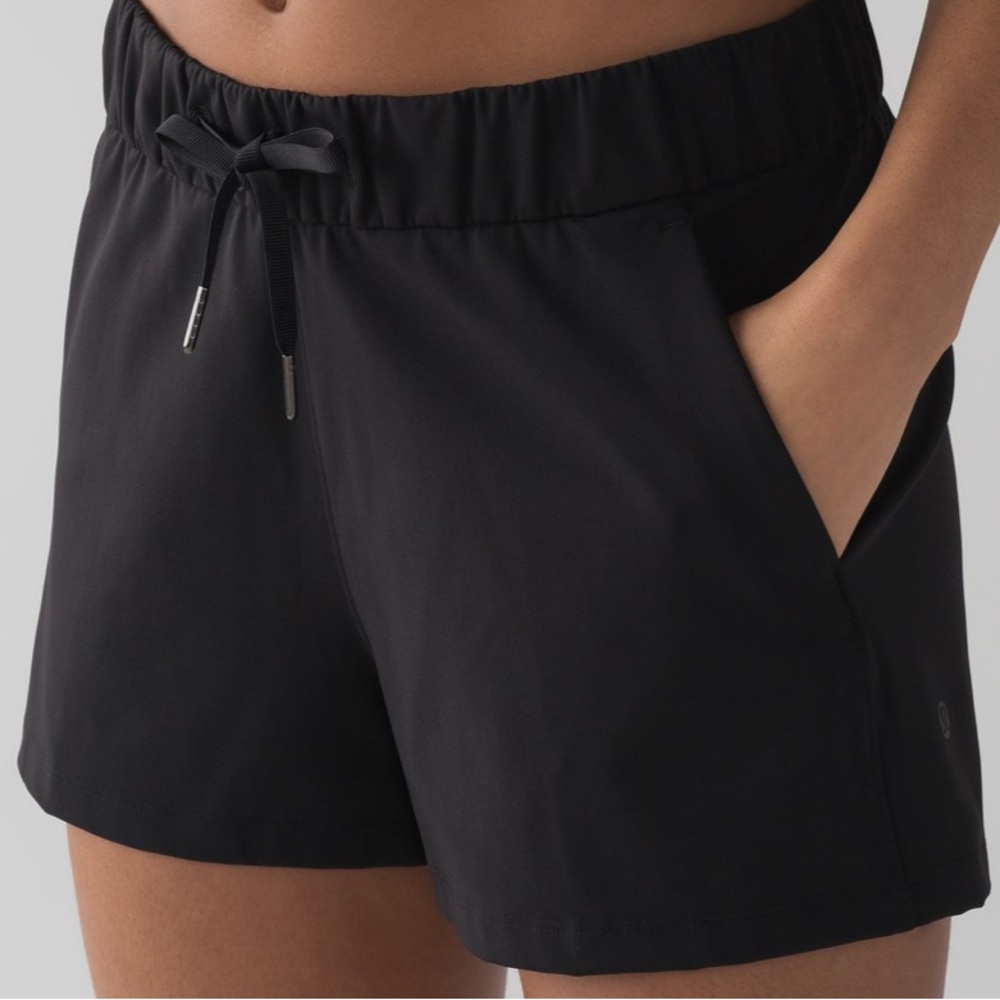 Lululemon On the Fly Shorts 2.5” 6